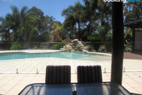 Takura Heights Modern Country Apartment With Pool Access - Surfers Paradise Gold Coast 4