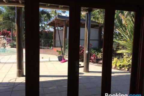 Takura Heights Modern Country Apartment With Pool Access - Surfers Paradise Gold Coast 5