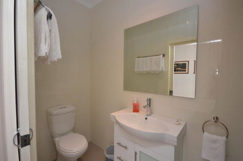 The Old Saddlery - Surfers Paradise Gold Coast 2