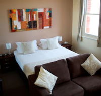 Balcony On Sixth Lodge - Surfers Paradise Gold Coast