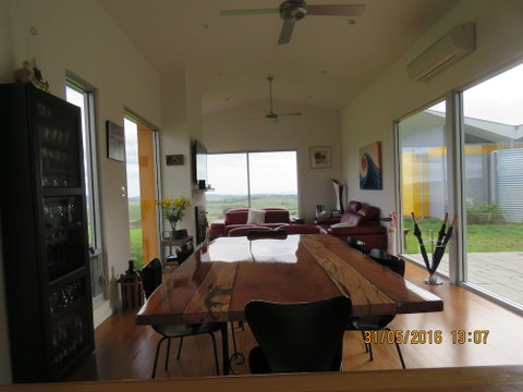 Lush Pastures - Surfers Paradise Gold Coast 2