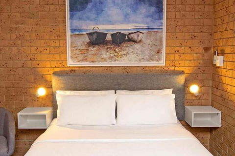 Coast Inn Motel - Surfers Paradise Gold Coast 6