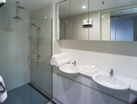Salamanca Wharf Hotel - Surfers Paradise Gold Coast 4