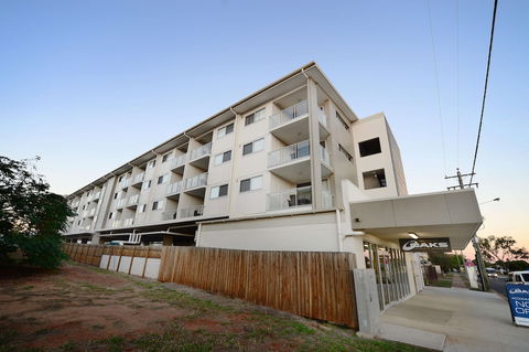 Oaks Moranbah Suites - Surfers Paradise Gold Coast 4