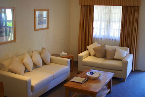 Retreat At Wisemans - Surfers Paradise Gold Coast 6