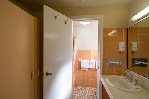 Midcity Motor Lodge - Surfers Paradise Gold Coast 6