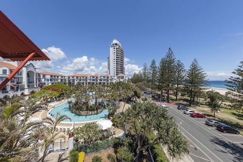 Oaks Gold Coast Calypso Plaza Suites - Surfers Paradise Gold Coast 3