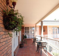 Summerhill Motor Inn - Adult Only - Surfers Paradise Gold Coast