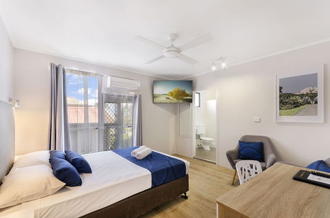 Beach House Motel - Surfers Paradise Gold Coast 3