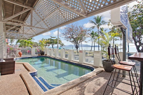 Beach House Motel - Surfers Paradise Gold Coast 0