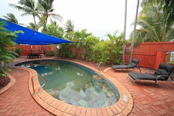 Coconut Grove Holiday Apartments - Surfers Paradise Gold Coast 1