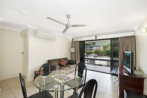 Townsville Holiday Apartments - Surfers Paradise Gold Coast 4