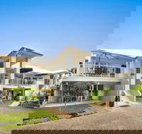 Noosa River Palms - Surfers Paradise Gold Coast