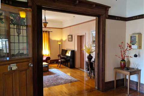 Burwood Bed And Breakfast - Surfers Paradise Gold Coast 2