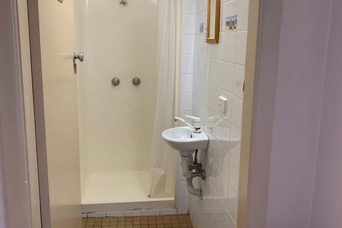 Burwood Bed And Breakfast - Surfers Paradise Gold Coast 5