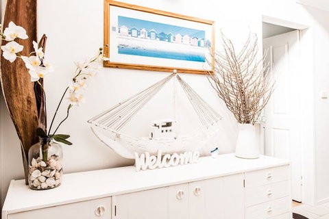 Anne's Waterfront Haven B&B - Surfers Paradise Gold Coast 4