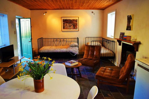 Cleburne Homestead - Surfers Paradise Gold Coast 7