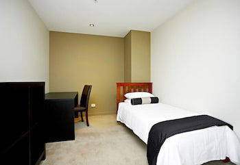 Astra Apartments - Docklands - Surfers Paradise Gold Coast 3