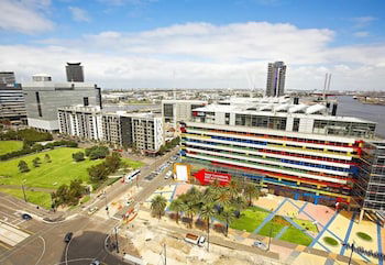 Astra Apartments - Docklands - Surfers Paradise Gold Coast 0