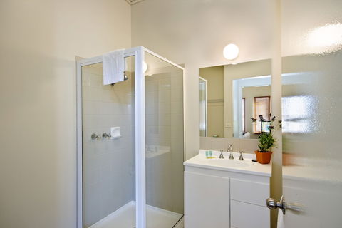 Lornebeach Apartments - Surfers Paradise Gold Coast 4