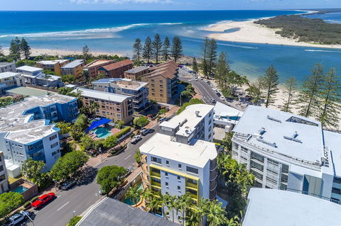 Belaire Place - Surfers Paradise Gold Coast 1