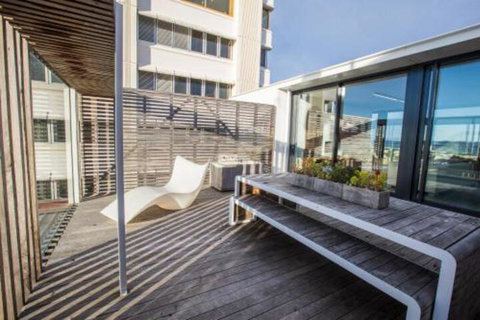 Avalon City Retreat - Surfers Paradise Gold Coast 0