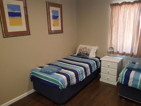 Kalbarri Sunset Villa - Surfers Paradise Gold Coast 5