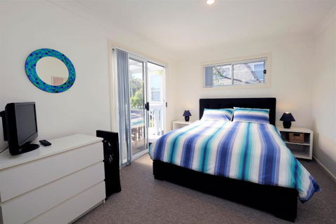 SPINNAKER 2 - Surfers Paradise Gold Coast 1