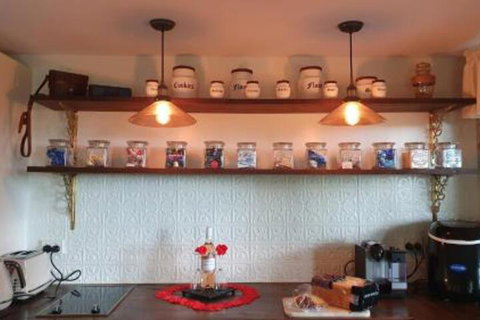 Misty Valley Homestayz - Surfers Paradise Gold Coast 7