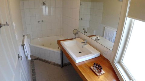 Two Truffles Cottages - Surfers Paradise Gold Coast 4