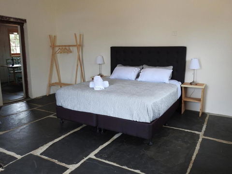 Cooks Cottage - Surfers Paradise Gold Coast 5