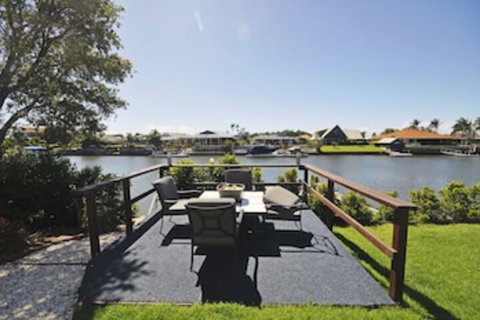 Bribie Island Canal Holiday Destination - Surfers Paradise Gold Coast 0