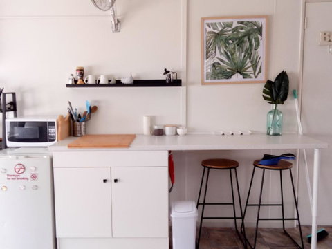 The Husky House Or The Husky Studio Suite - Surfers Paradise Gold Coast 6