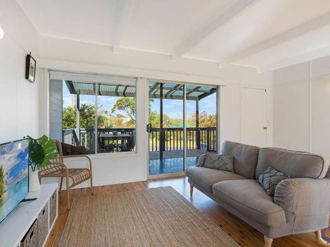 House One At Potato Point - Surfers Paradise Gold Coast 3