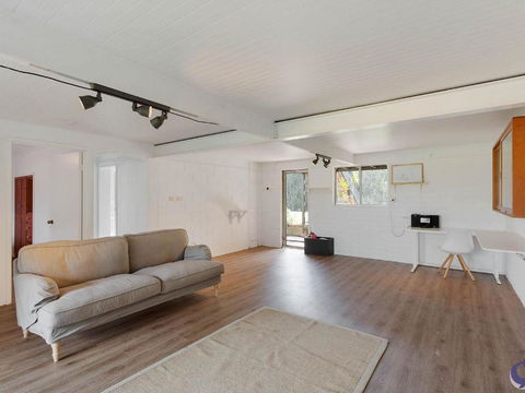 House One At Potato Point - Surfers Paradise Gold Coast 5