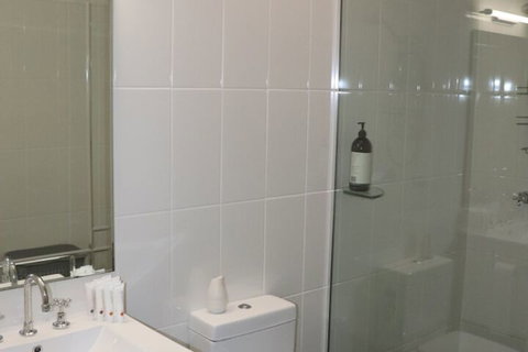 Mapleton Falls Farm House - Surfers Paradise Gold Coast 6