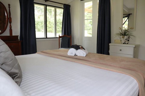 Mapleton Falls Farm House - Surfers Paradise Gold Coast 5