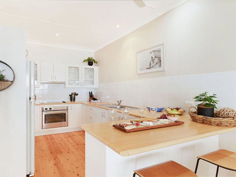 Ocean Blue Apartment One Oceanfront Apartment - Surfers Paradise Gold Coast 5