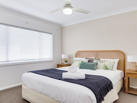 Ocean Blue Apartment Three Apartment On 2nd Level - Surfers Paradise Gold Coast 1