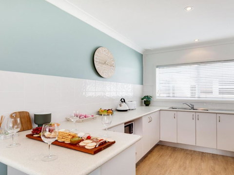 Ocean Blue Apartment Three Apartment On 2nd Level - Surfers Paradise Gold Coast 3