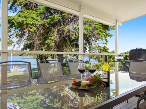 Sanctuary On The Bay Fish Or Kayak From The Yard - Surfers Paradise Gold Coast 1