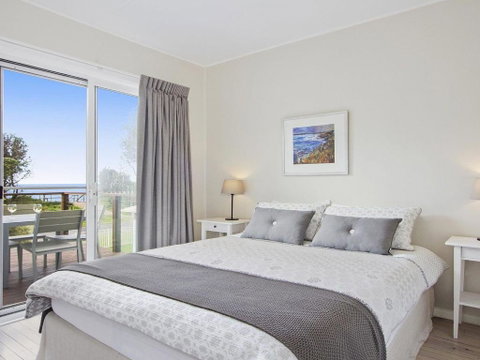 Beachbreak Fall Asleep To The Sound Of The Ocean - Surfers Paradise Gold Coast 2