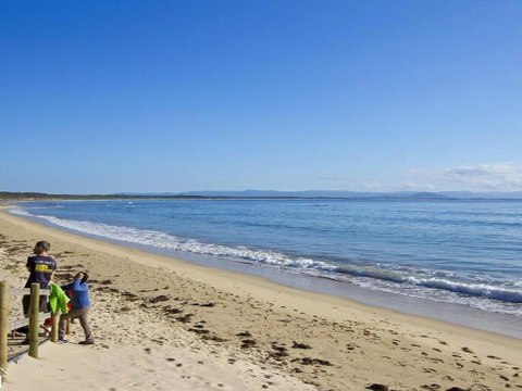 Beachbreak Fall Asleep To The Sound Of The Ocean - Surfers Paradise Gold Coast 4