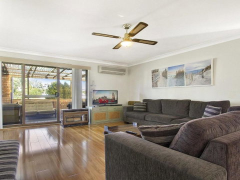 Beachway Beach Access At End Of Street - Surfers Paradise Gold Coast 1