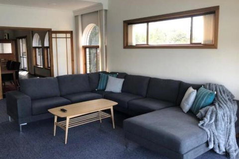 My Hobart Stay Holiday Rentals - Surfers Paradise Gold Coast 3