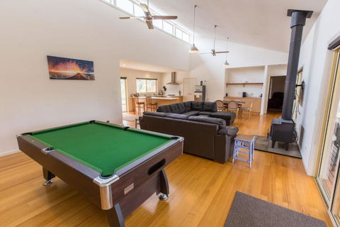 Acacia Lakehouse The Lake At Your Doorstep - Surfers Paradise Gold Coast 3