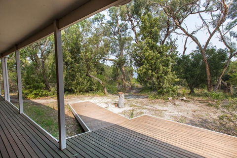 Acacia Lakehouse The Lake At Your Doorstep - Surfers Paradise Gold Coast 2