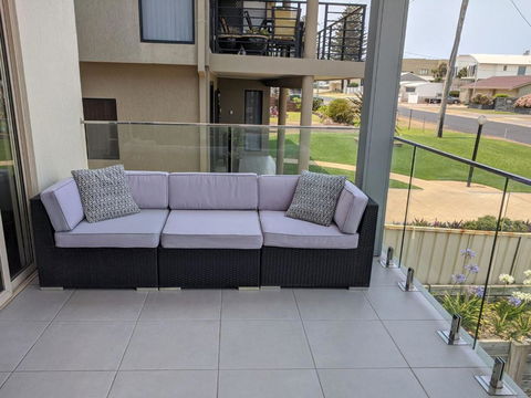 Sunset On Birubi Pet Friendly Air Con Water Views WIFI & Outdoor Spa - Surfers Paradise Gold Coast 1