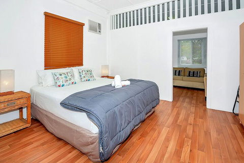 Easy Going Holiday Unit On McKenzie MK6 - Surfers Paradise Gold Coast 4
