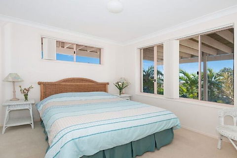 Pacific Rose Winter Holiday Special - Surfers Paradise Gold Coast 7